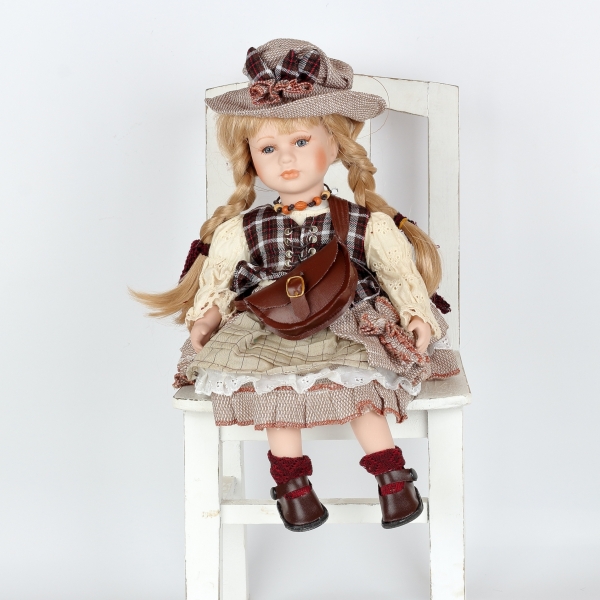 Porcelánová bábika Josefína 32cm