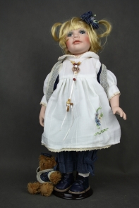 Porcelánová bábika Marika 50cm