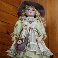 Porcelánová bábika Nina 40cm