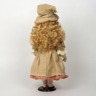 Porcelánová bábika ručne maľovaná - blondínka v šatôčkach 56cm