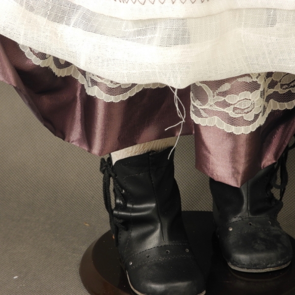 Porcelánová bábika s certifikátom - Ivona 70cm