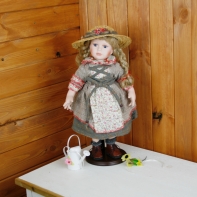 Porcelánová bábika Sára