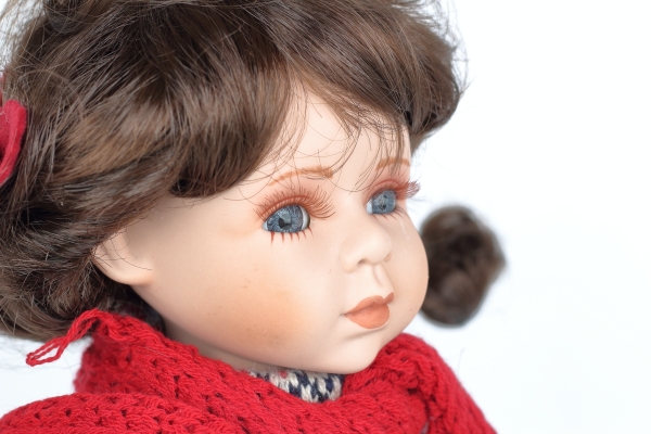 Porcelánová bábika vo svetri Teddy 46cm