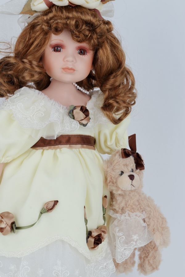Porcelánová bábika Viktorie 48cm