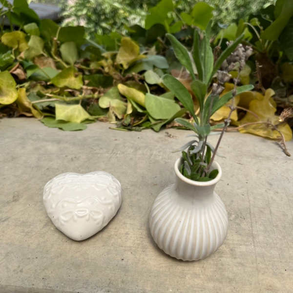 Porcelánová vázička do kolumbária 5,4x7,5x5,4 cm