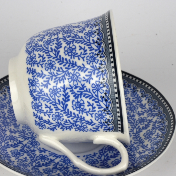 Porcelánový hrnček modré kvety 7cm