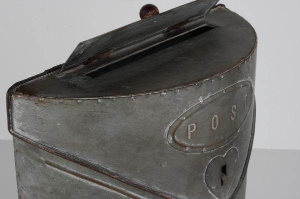 Poštová schránka v retro štýle Post 24x27x11cm