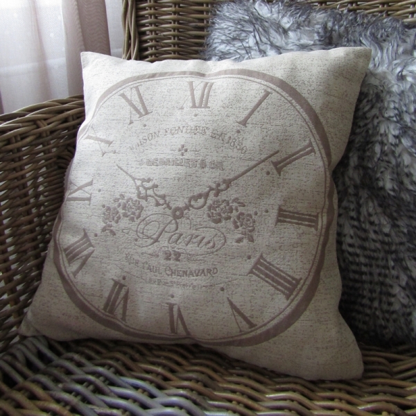 Povlak na vankúš hodiny Paris svetlý 40x40cm