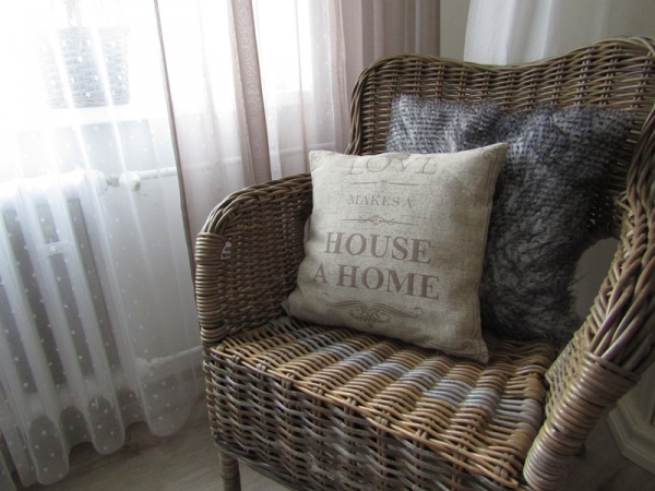 Povlak na vankúš House AND Home svetlý 40x40cm