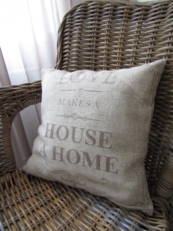 Povlak na vankúš House AND Home svetlý 40x40cm