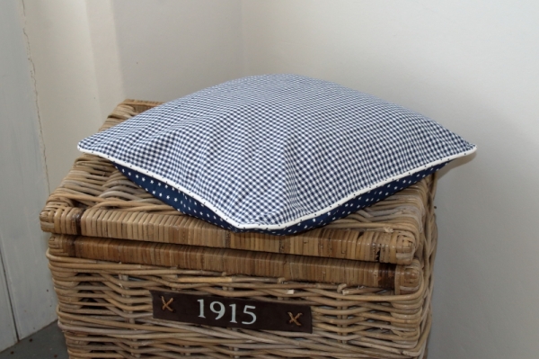 Povlak na vankúš modrý 40x40cm