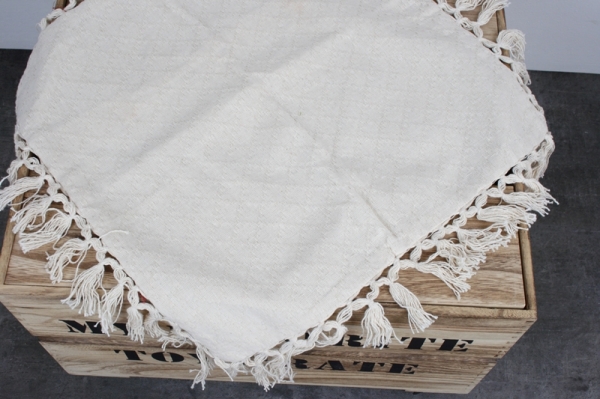 Povlak na vankúš s strapcami s vzorom