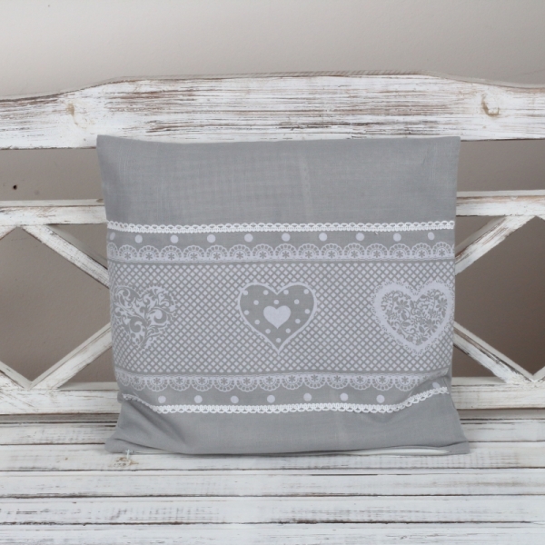 Povlak na vankúš šedej srdce 40x40 cm