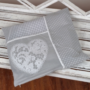 Povlak na vankúš veľké sivé srdce 38x38cm
