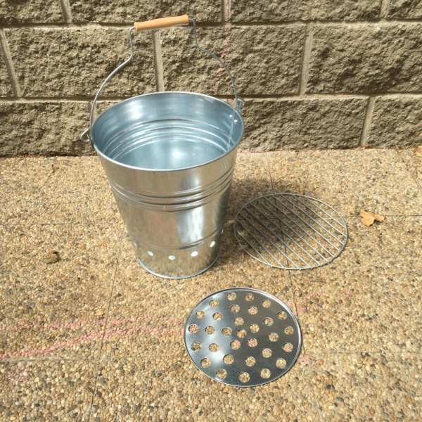 Prenosný gril BBQ kýblik 35x30,5x33,8cm