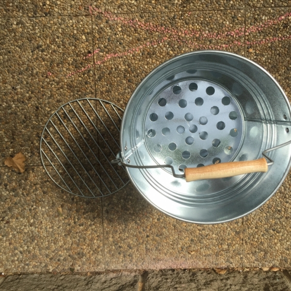 Prenosný gril BBQ kýblik 35x30,5x33,8cm