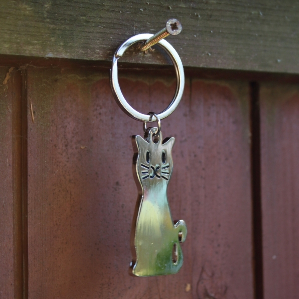 Prívesok mačka na kľúče