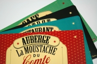 Prestieranie La Moustache - set 4ks 43,5x28cm