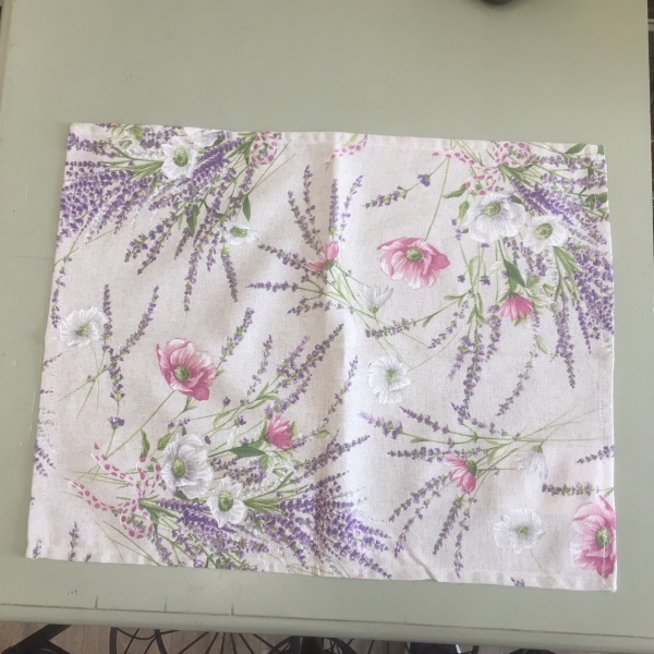 Prestieranie na stôl 35x45cm