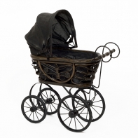 Prútený kočík pre bábiky 47x21x39cm