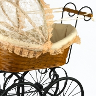 Prútený kočík pre bábiky 56x28x50cm