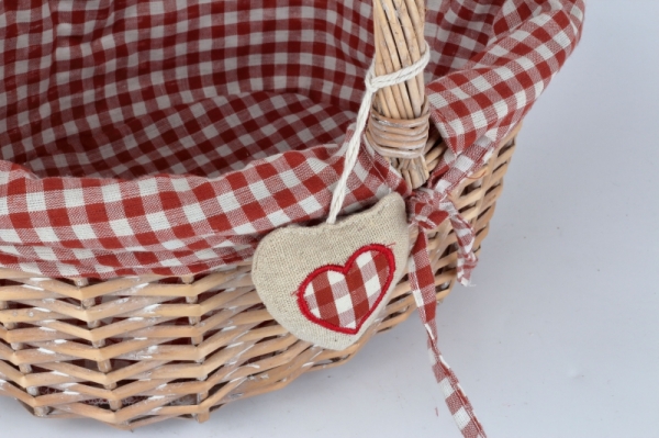 Prútený kôš červený 35x25x16cm