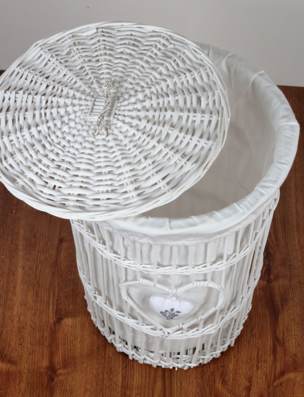 Prútený kôš na bielizeň biely levanduľovej srdce 51cm