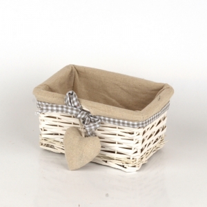 Prútený košík so srdcom 22x17x12cm