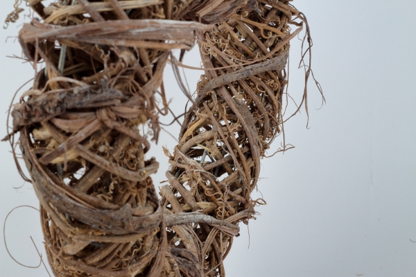 Prútený vénec srdca 35cm