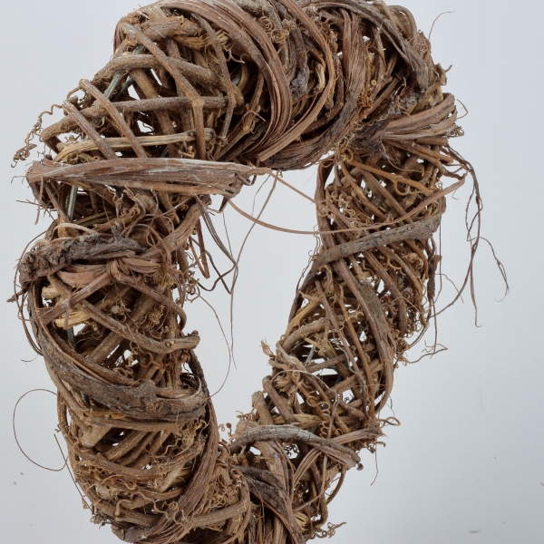 Prútený vénec srdca 35cm