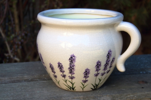 Provence dekorácia kvetináč s levanduľou