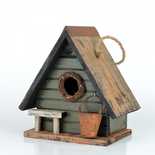 Vtáčia búdka s lavičkou a vedierkom na vodu