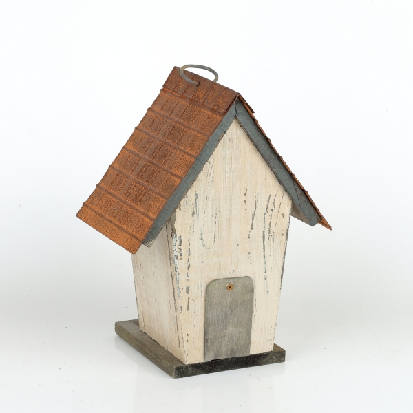 Vtáčia búdka so srdcom