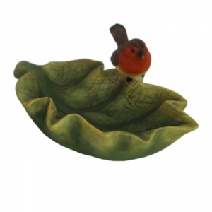 Vtáčie krmítko červienka na liste