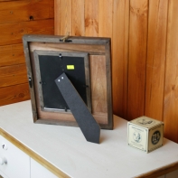 Rámček na fotografiu hnedo-biely