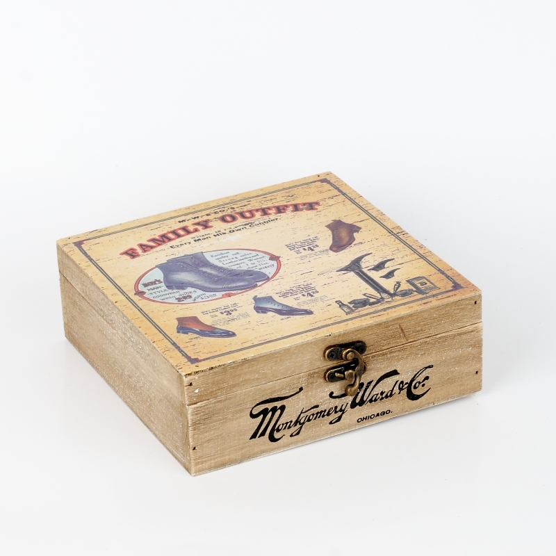 Retro box na krém na topánky s kefou 20x20x7cm