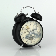 Retro budík s autom 17cm