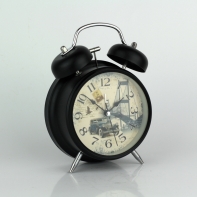 Retro budík s autom 17cm