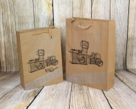 Retro darčeková papierová taška fotoaparát 27x37x9cm