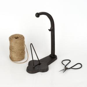 Retro držiak na povrázok a nožnice 26cm