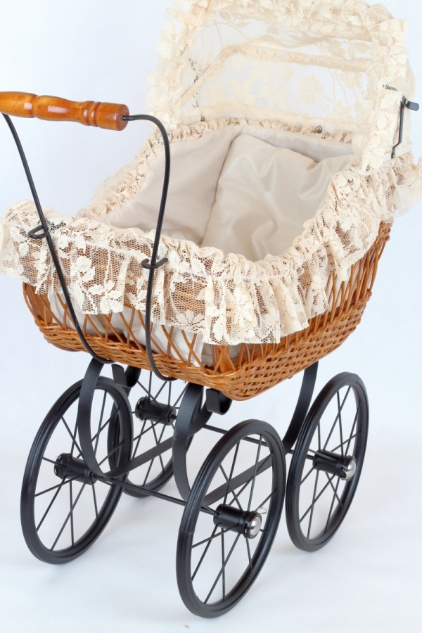 Retro kočíky / kočík pre bábiku hnedé prútia 66x60x28cm