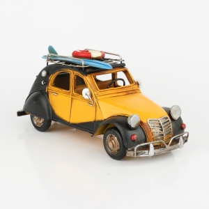 Retro kovový model auta žlto-čierne 28cm