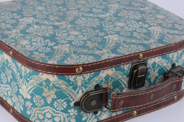 Retro kufrík s ornamentami 29x11x26cm