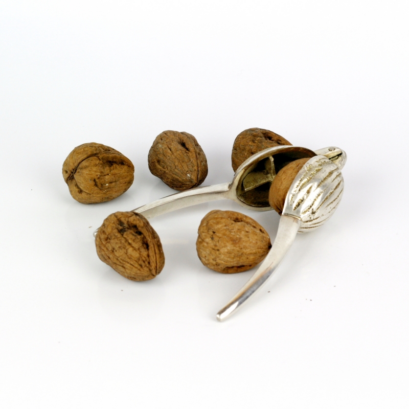 Retro luskáčik na orechy