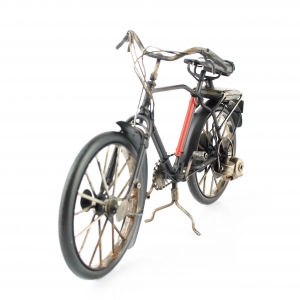 Retro model čierne koleso 31cm