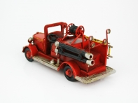 Retro model hasičské auto 17cm