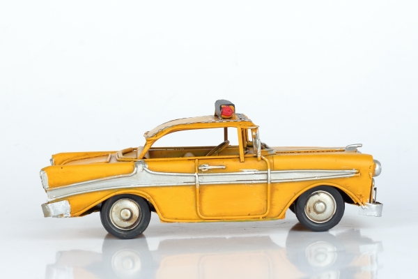 Retro model kovový TAXI NY 17cm