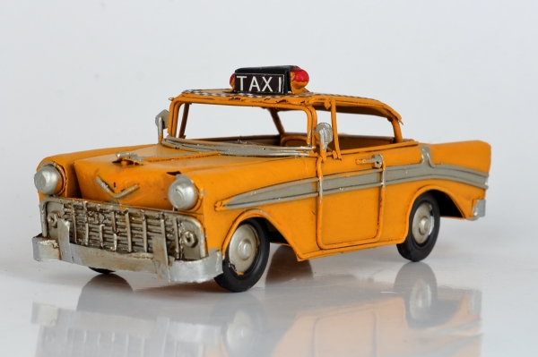 Retro model kovový TAXI NY 17cm