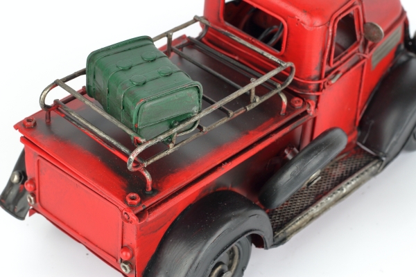 Retro model nákladiaku plech 26cm