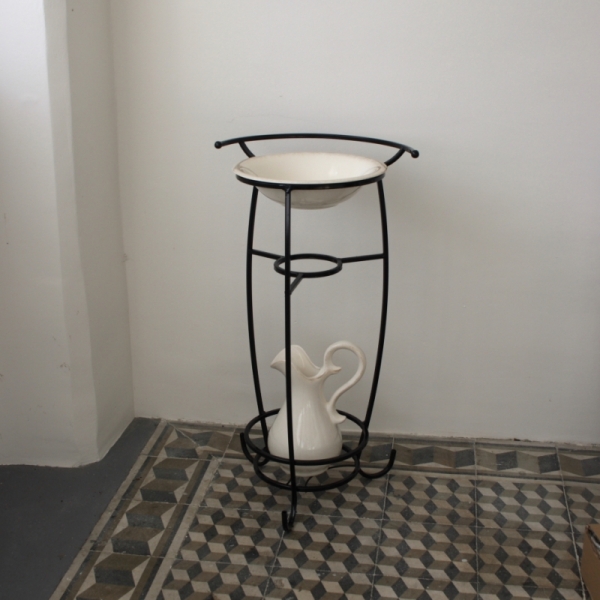 Retro stojan na umývadlo čierny